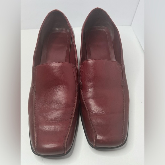 Naturalizer Shoes - Naturalizer Red Leather Slip-Ons Size 9.5M
